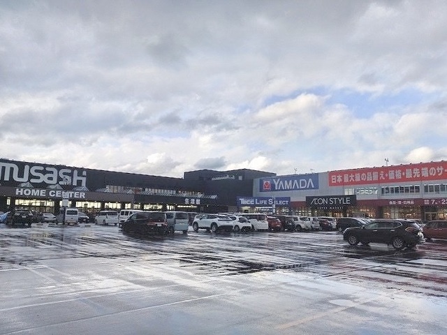 ショッピングセンター　アークスクエア御経塚（ショッピングセンター）まで1300m