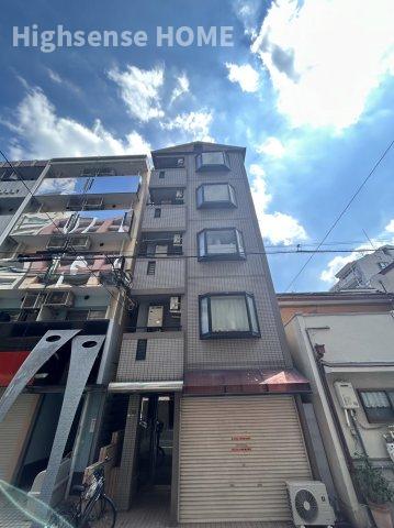 エントランス　清潔なエントランスです