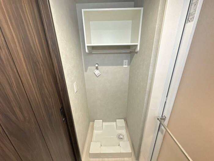 玄関　洗濯機置き場