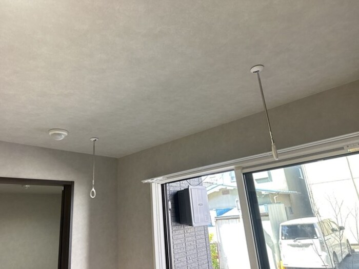 ロビー　室内物干し