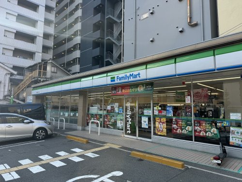 コンビニ　ファミリーマート 常盤町二丁目店（コンビニ）まで258m