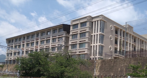 小学校　神戸市立御影北小学校（小学校）まで1032m