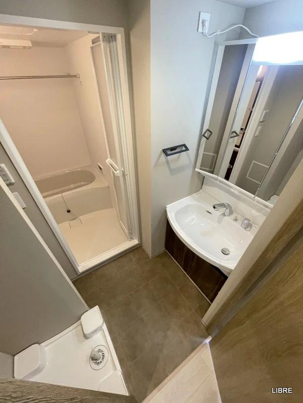 洗面設備　脱衣所広々！