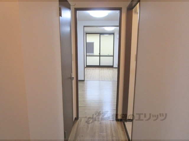 その他部屋・スペース　廊下