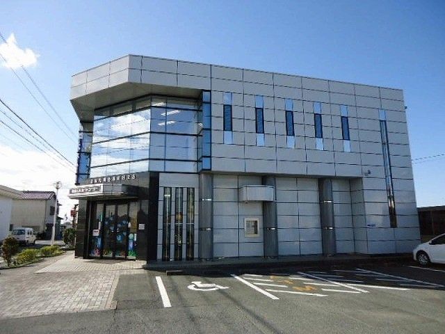 銀行　浜松信用金庫 於呂支店（銀行）まで994m