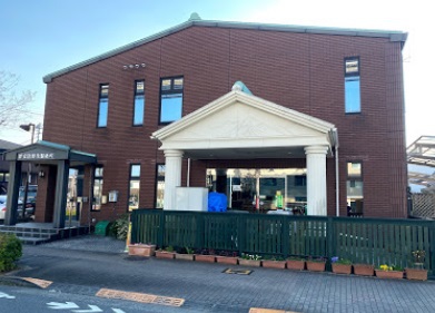 幼稚園・保育園　至誠あずま保育園（幼稚園・保育園）まで215m