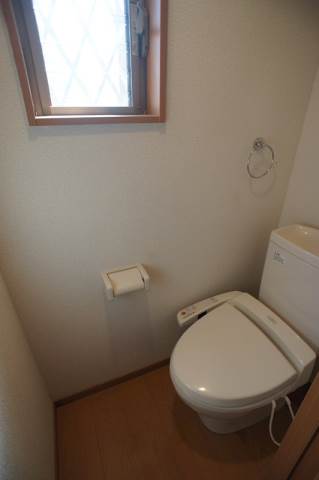 トイレ　別号室写真