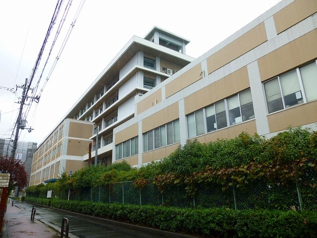 大学・短大　大阪医科薬科大学（大学・短大）まで550m