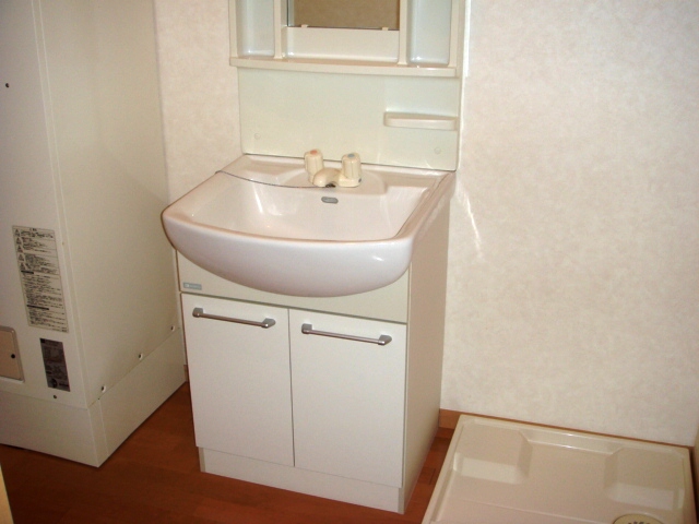 洗面設備　同型タイプ