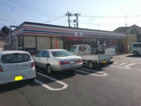 コンビニ　セブンイレブン多摩和田３丁目店（コンビニ）まで614m