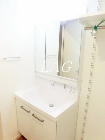 洗面設備　洗面台です。