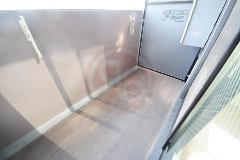 バルコニー　陽当たり良好なバルコニーです