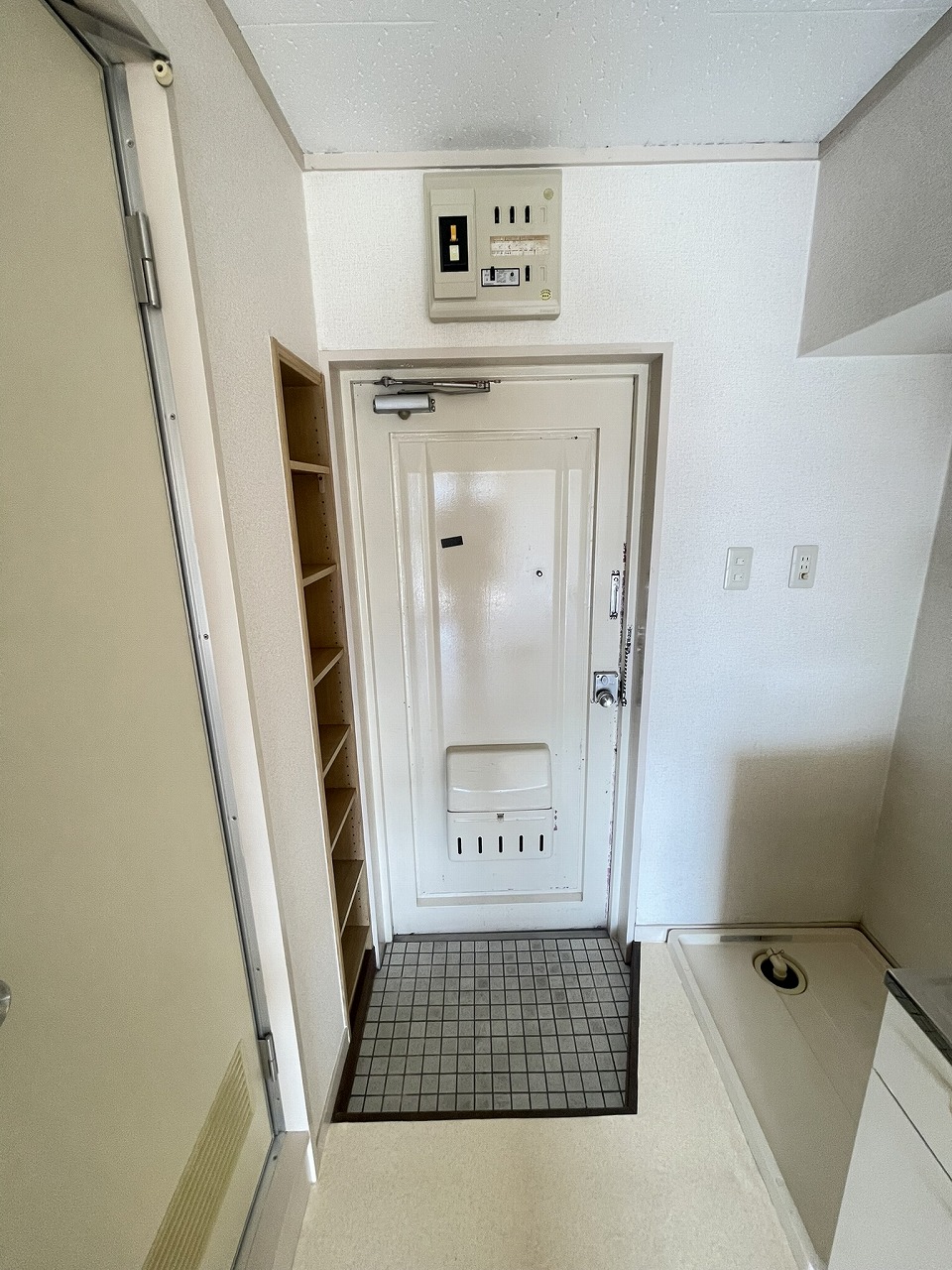 n.VILLAGE竹下の玄関写真