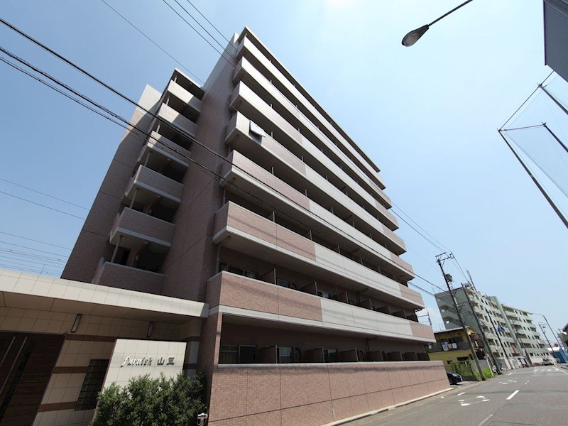 建物外観　外観　オートロック　防犯カメラ