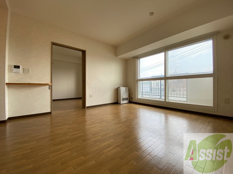 居室・リビング　広くてキレイなお部屋が広がっていて、充実した生活が送れそう