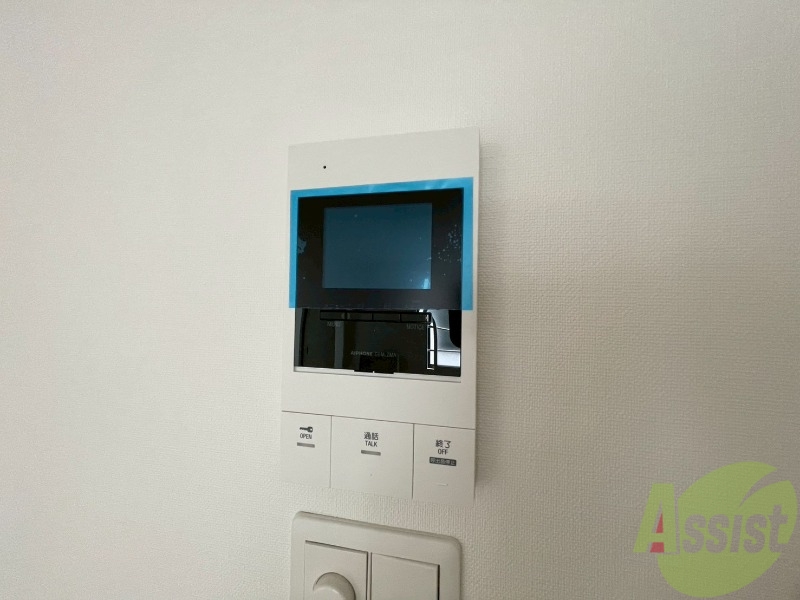 セキュリティ　ＴＶモニター付インターホンです。来客者の顔が見えるので安心！