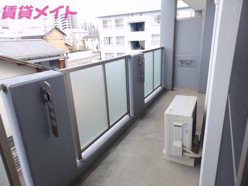 バルコニー　同型参考写真
