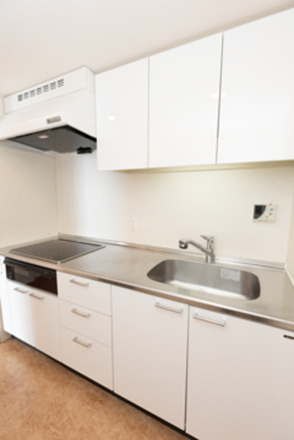 キッチン　※写真は同タイプ住戸です。