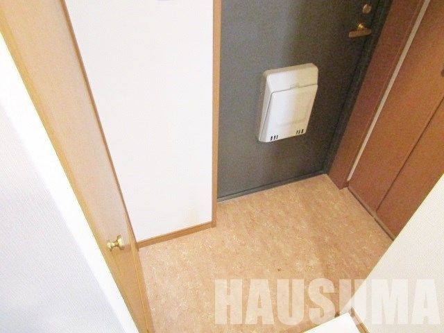 玄関　※同タイプ別部屋※