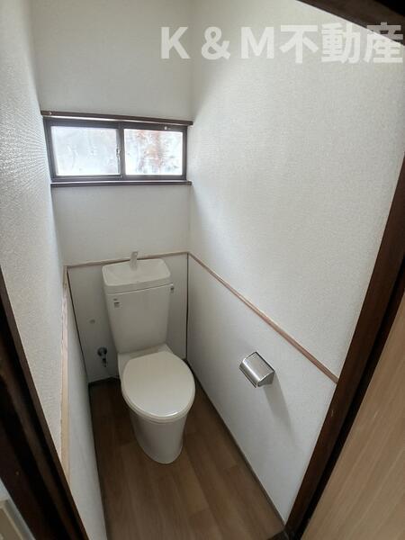 トイレ　清潔感のあるトイレです