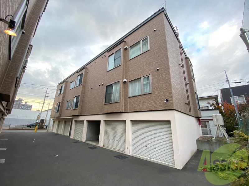 建物外観　札幌市中央区南２１条「エターナル」