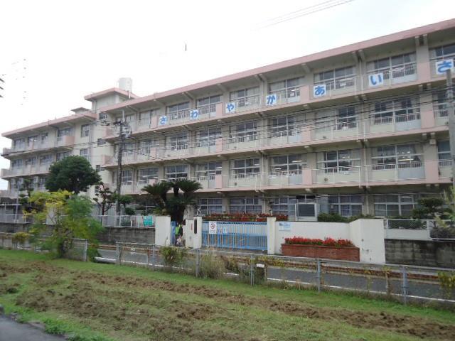 小学校　本城小学校（小学校）まで500m