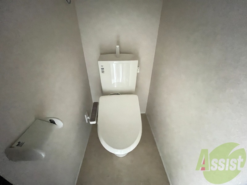トイレ　トイレは清潔感があり安心して使用できそうです。