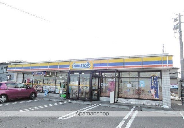コンビニ　ミニストップ（コンビニ）まで1300m