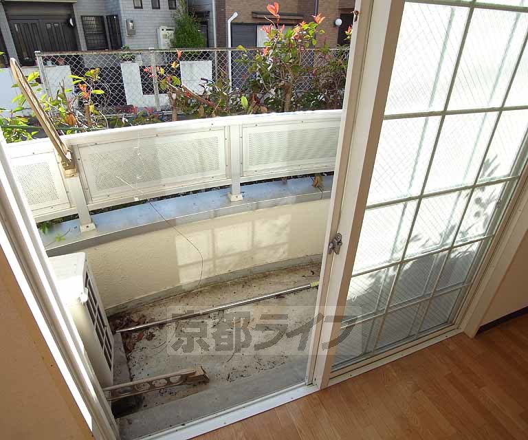 バルコニー　・お問い合わせは京都ライフまで・