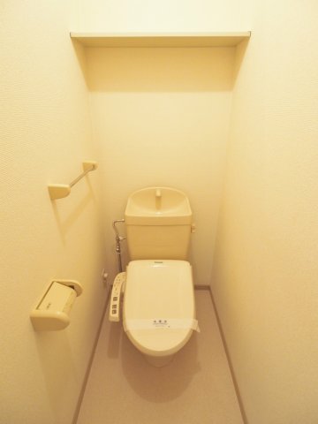 トイレ　※別部屋の写真です