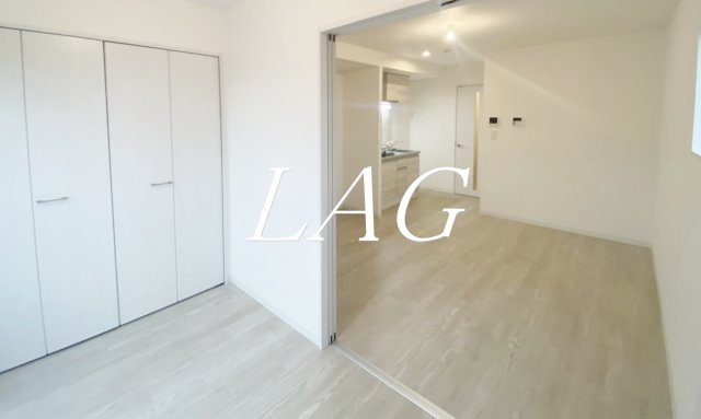 居室・リビング　洋室のお部屋です。（同仕様です。）