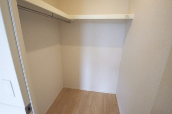 収納　※別部屋の写真です