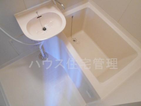 バス・シャワールーム　バス