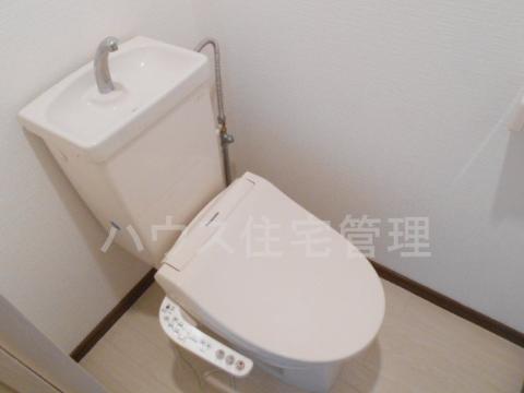 トイレ　シャワー付トイレ