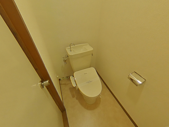 トイレ　※別部屋の写真です