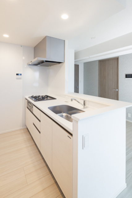 キッチン　※写真は同タイプ住戸です。