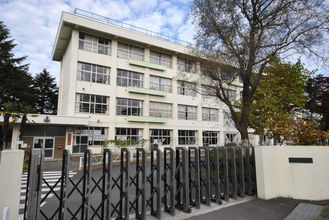 小学校　仙台市立上野山小学校（小学校）まで994m
