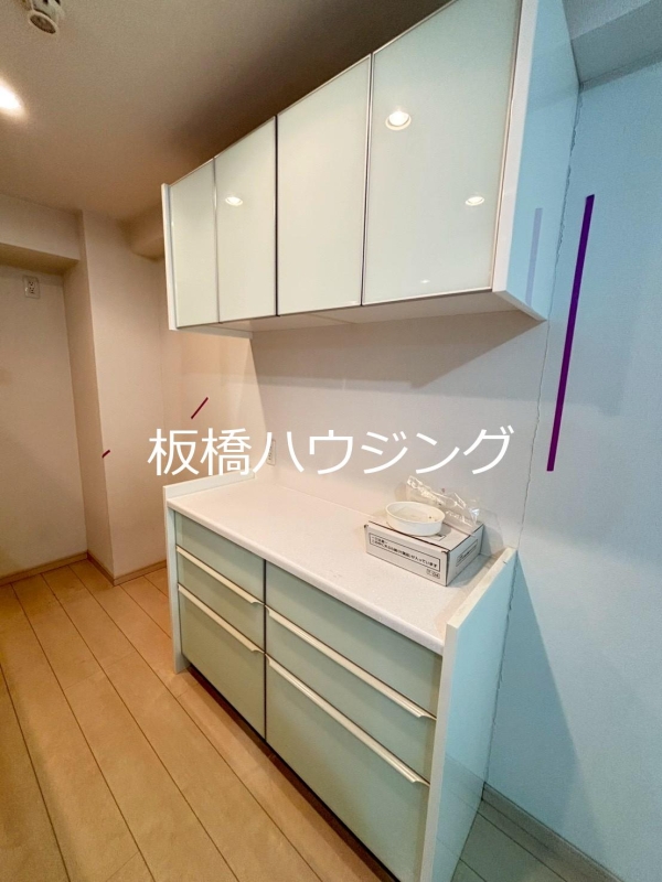 その他設備　キッチン後ろ
