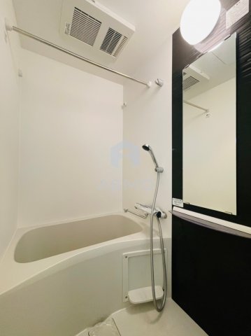 バス・シャワールーム　同マンション別部屋参考写真