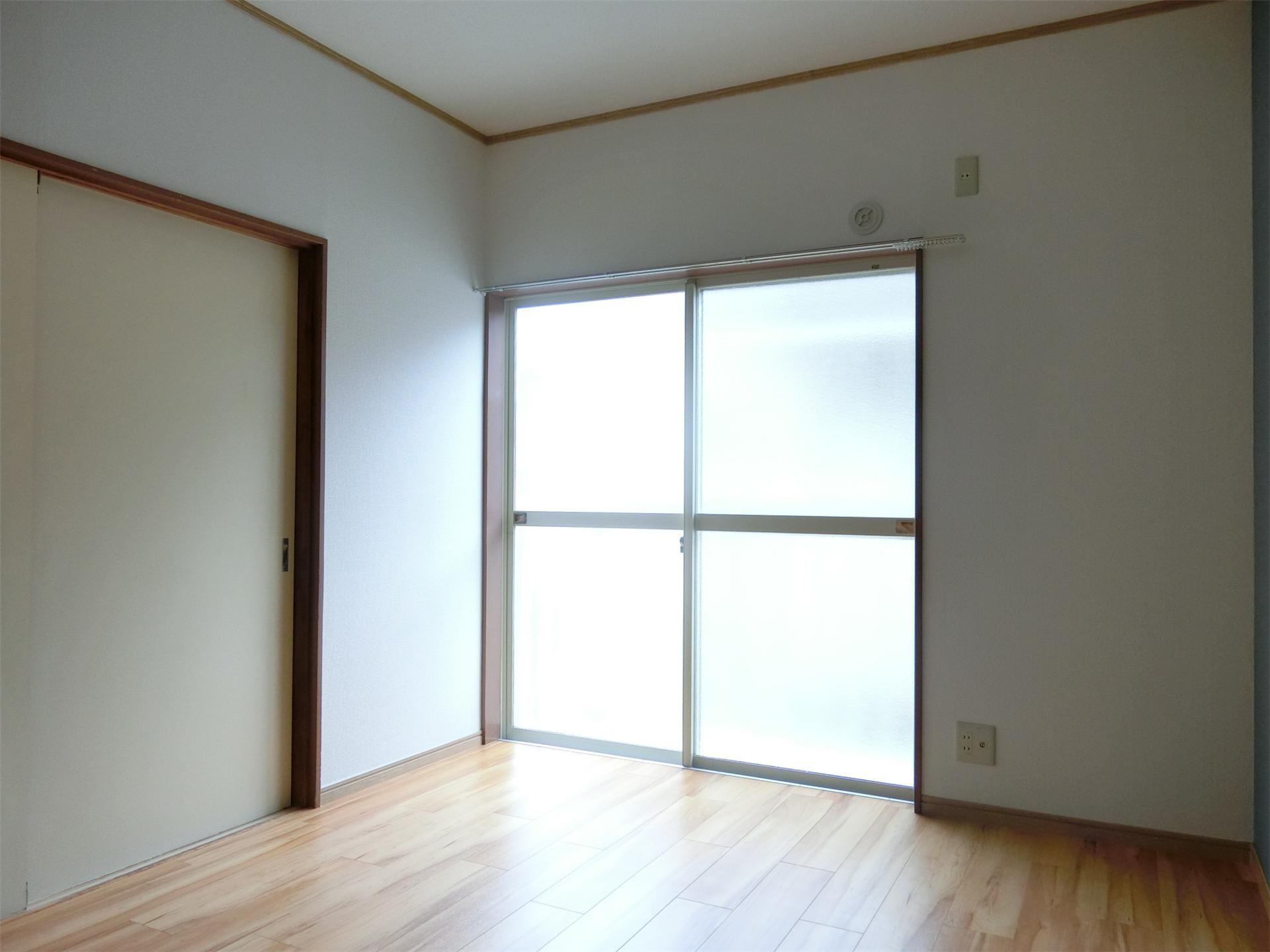 居室・リビング　別部屋参考写真