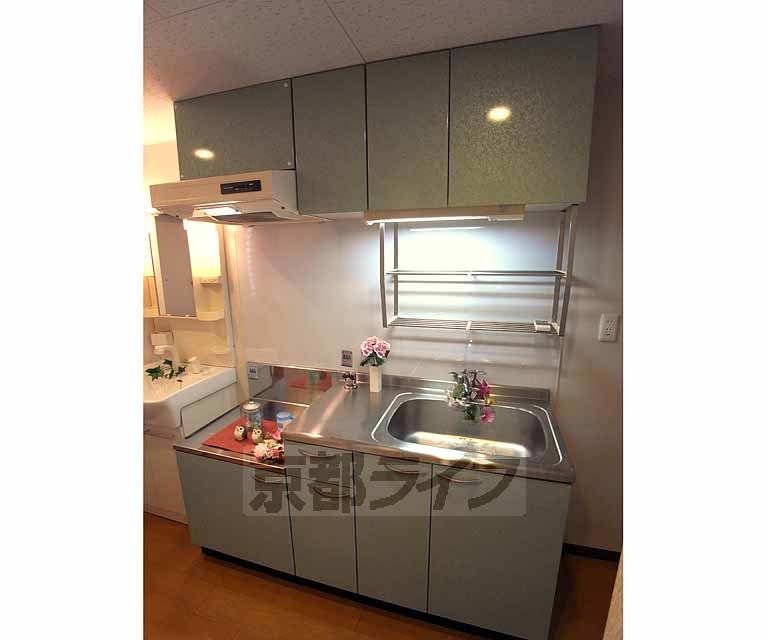 キッチン　お料理もはかどりますね。