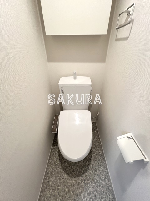 トイレ　嬉しい温水洗浄便座♪