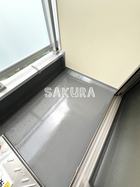 バルコニー　便利で嬉しいバルコニー付きです♪