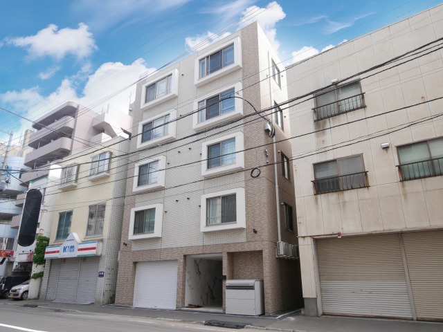 建物外観　◆築浅デザイナーズMS！◆スキップフロアタイプのお部屋！
