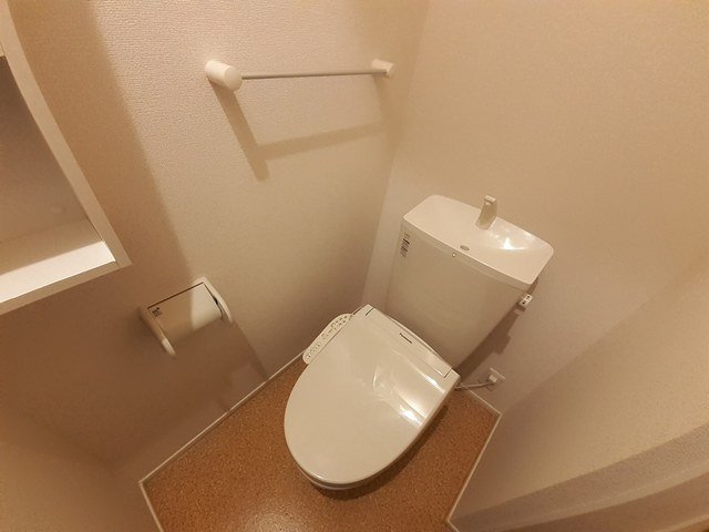 トイレ　ゆったりとした空間のトイレです