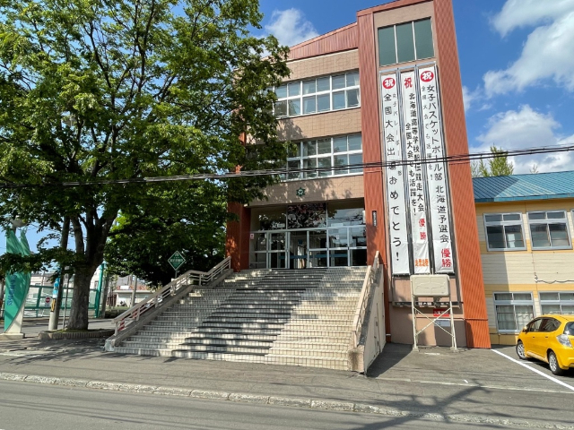 高校・高専　私立札幌山の手高校（高校・高専）まで1572m
