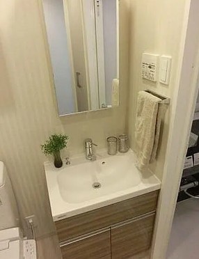 洗面設備　使いやすい洗面所です