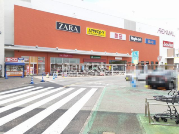 その他　ユニクロ イオンモール木曽川店（その他）まで833m