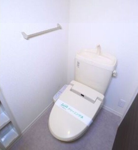 トイレ　清潔感のあるトイレです