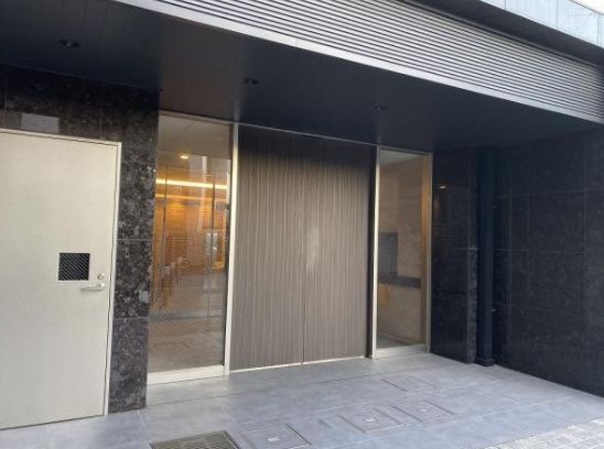 エントランス　毎日通るエントランス♪